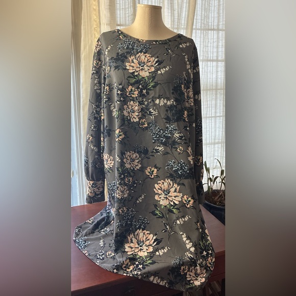 LOFT Outlet Dark Gray Floral Long Sleeve Dress - Picture 4 of 9